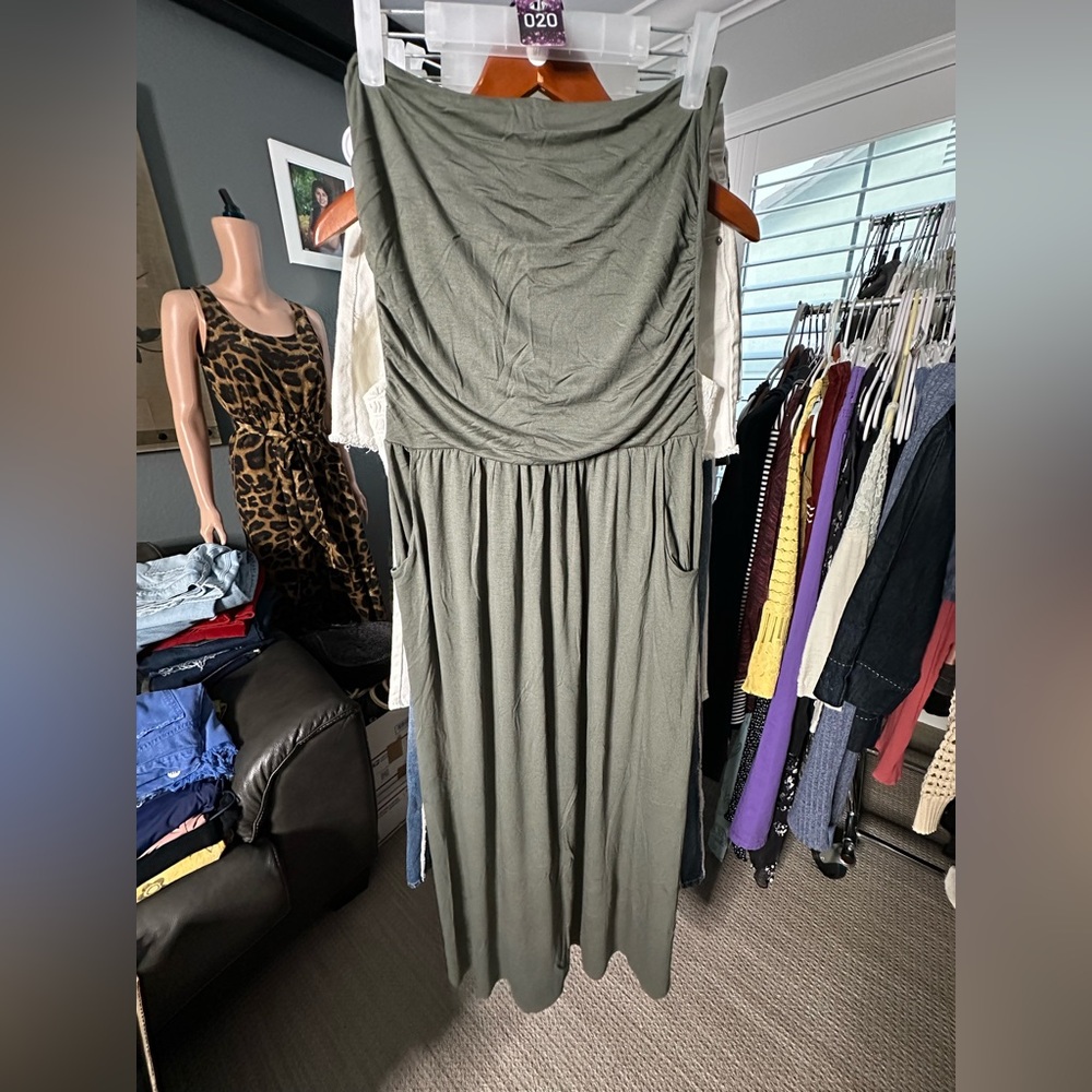 #20 Women’s Lascana Olive Green Sleeveless Maxi Dress in Size 8. Newwithouttags.